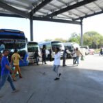 Policía Nacional detiene a Yailin y le ocupa dos armas de fuego en Santo Domingo Este