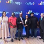 Presidente Abinader se reúne con la diáspora dominicana en Costa Rica.